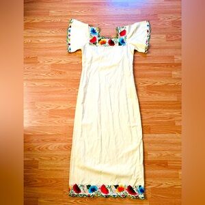 Mexico hand embroidered butter yellow floral border dress bell sleeve dress S